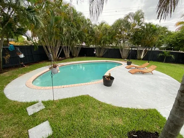 3501 NE 4th Ave, Boca Raton, FL 33431