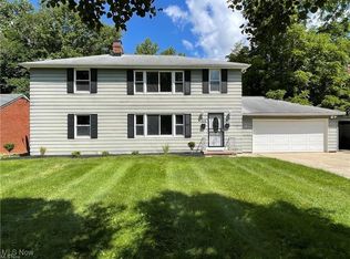 227 W Glendale St, Bedford, OH 44146