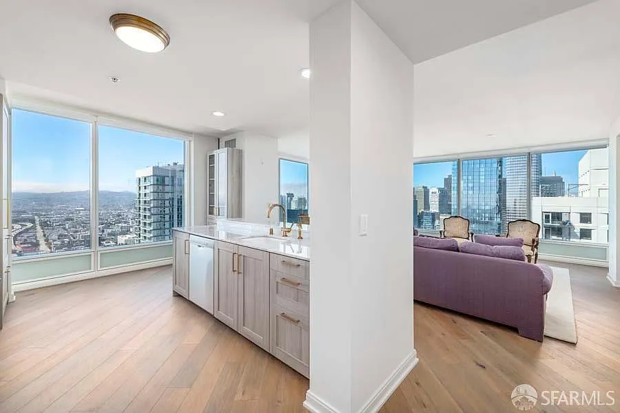 2 bed, 2.0 bath, 1857 sqft, $17,500 — Photo 1