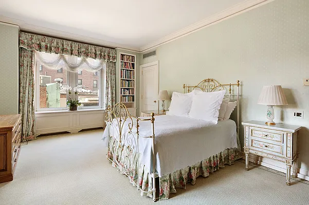 Sold by Stribling | media 34