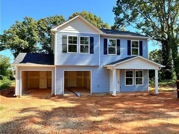 3619 Hemlock Dr, Winston Salem, NC 27105