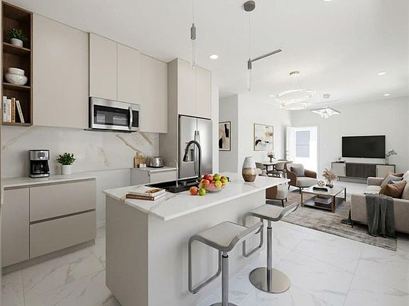 5th image of 4224 Hummingbird Ave #84