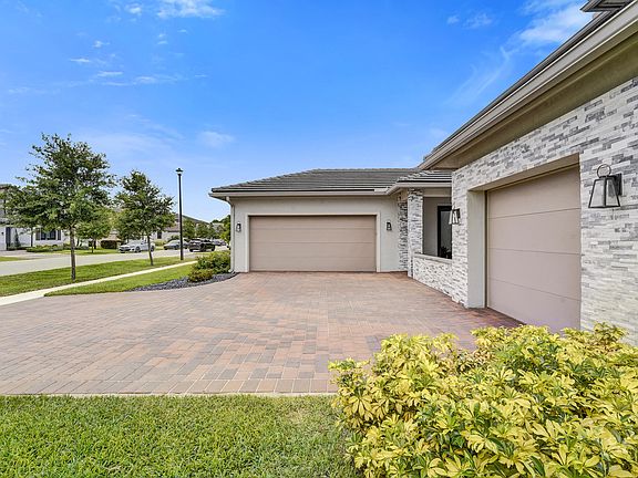 4th image of 13025 Addilyn Court