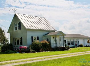 11365 Tank Farm Rd, Cygnet, OH 43413