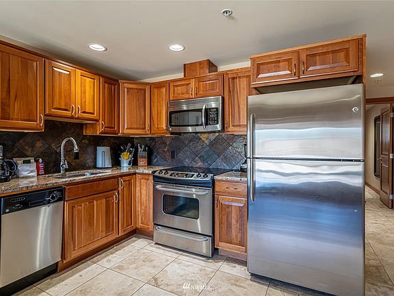 3rd image of 420 W Manson Rd #10