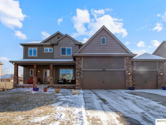17307 Grand Ave, Omaha, NE 68116