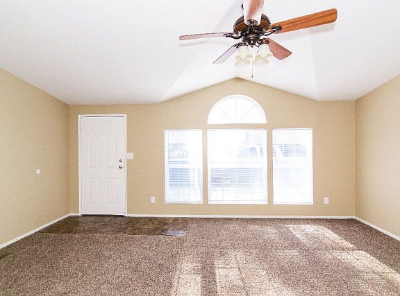 2nd image of 333 2nd St