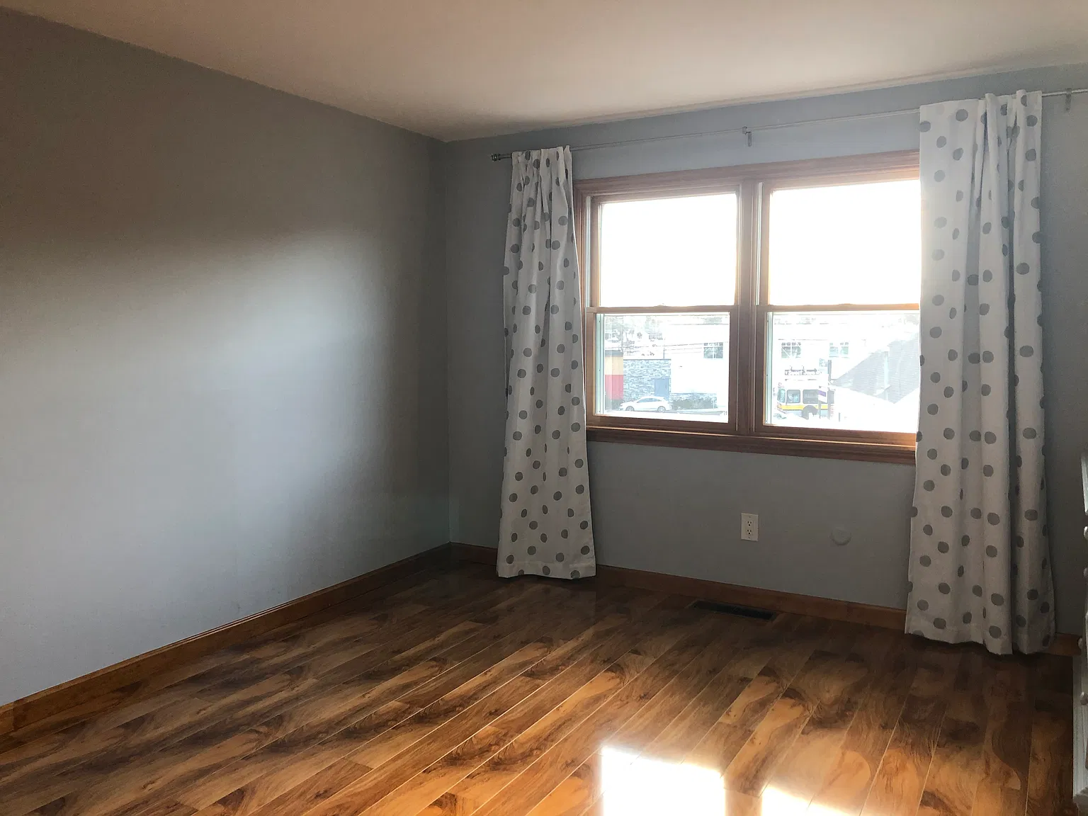2 bed, 2.5 bath, 1800 sqft, $3,350 — Photo 3