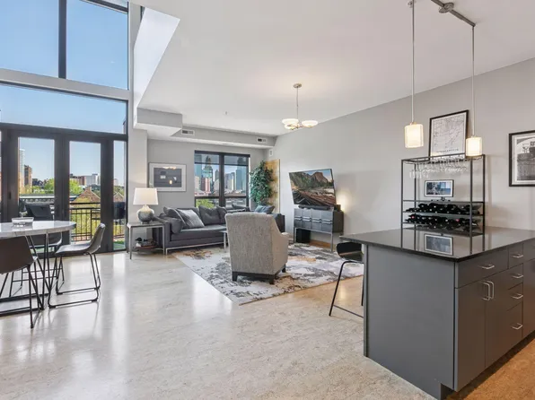 9 W Franklin Ave APT 309, Minneapolis, MN 55404