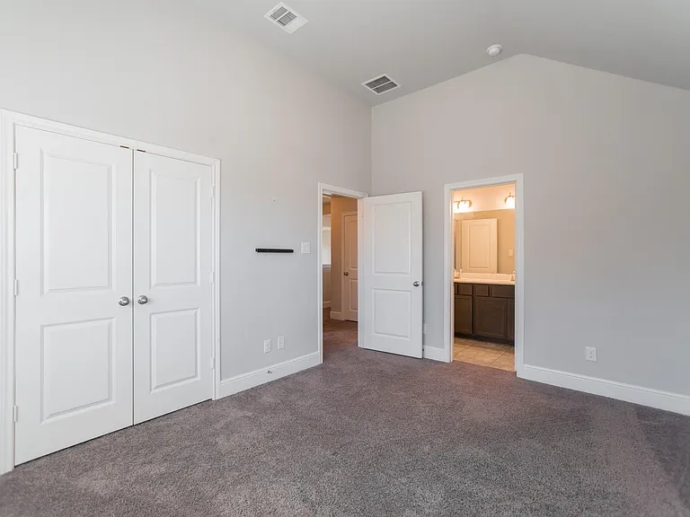 10054 Preserve Way — Photo 41