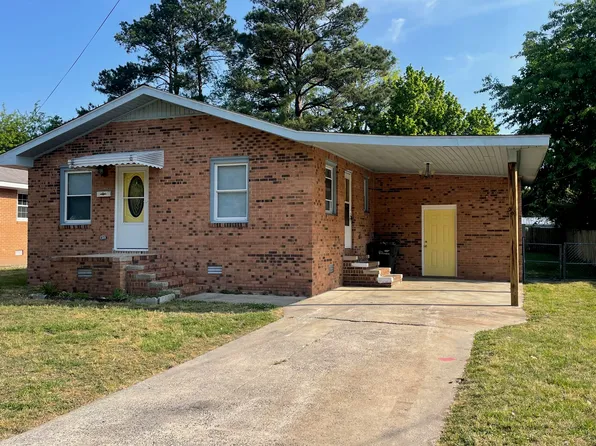 1012 E 6th St, Washington, NC 27889