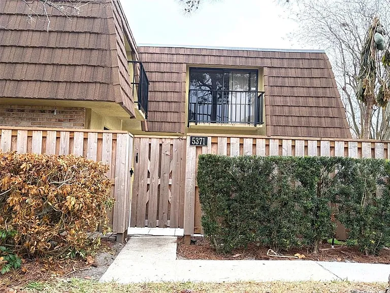 5371 Bamboo Ct #401 — Photo 1