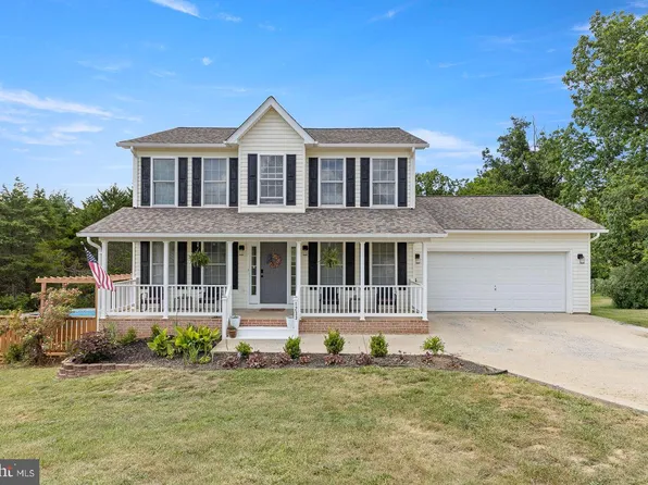 1233 Country Brook Rd, Toms Brook, VA 22660