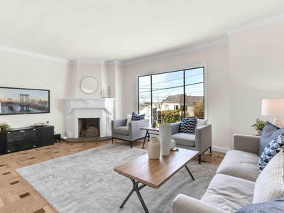 2041 Thomas Ave, San Francisco, CA, 94124