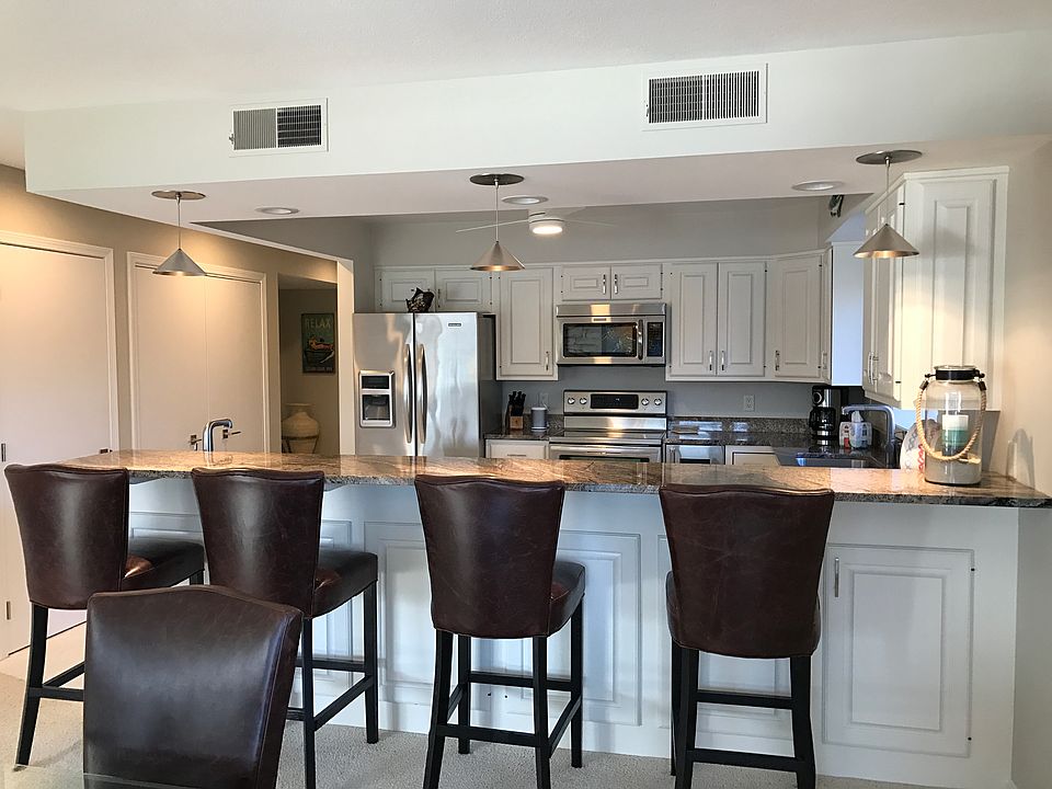 1st image of 3228 N Marina View Dr