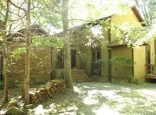 5623 Brisbane Dr, Carrboro, NC 27514