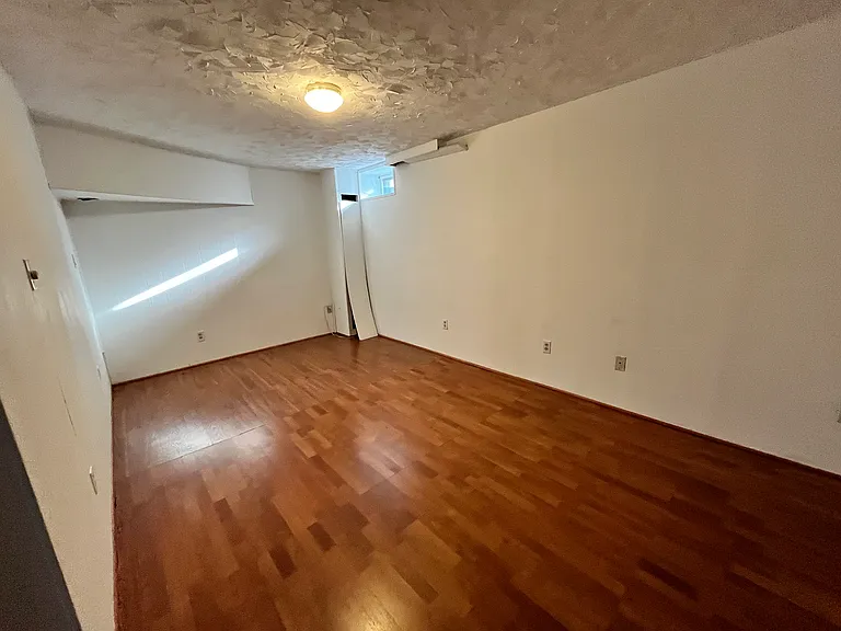 7766 Epsilon Dr — Photo 13