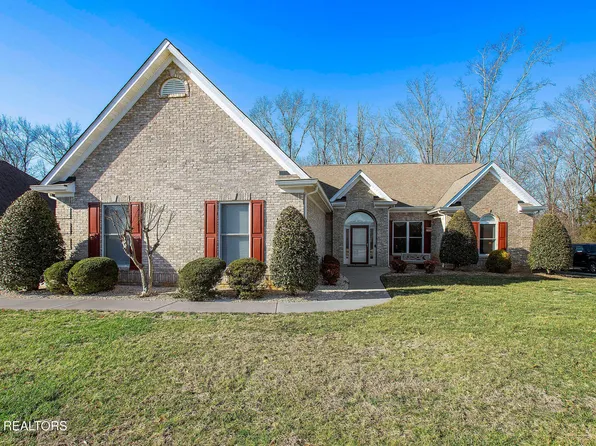 640 Windward Point, Lenoir City, TN 37772