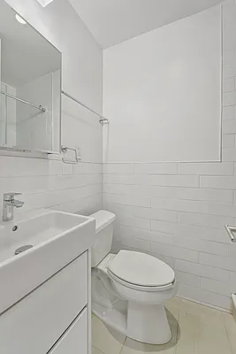 Rented by Nooklyn NYC LLC | media 16