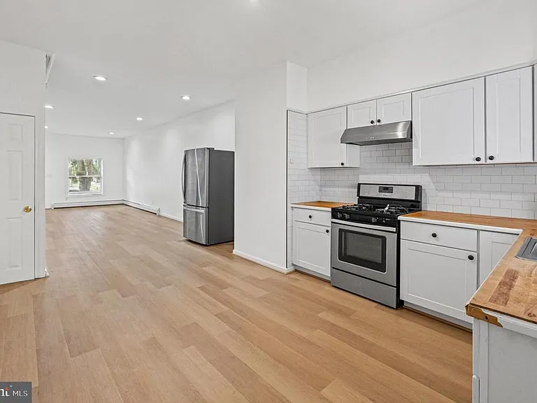 1653 N Smallwood St — Photo 10