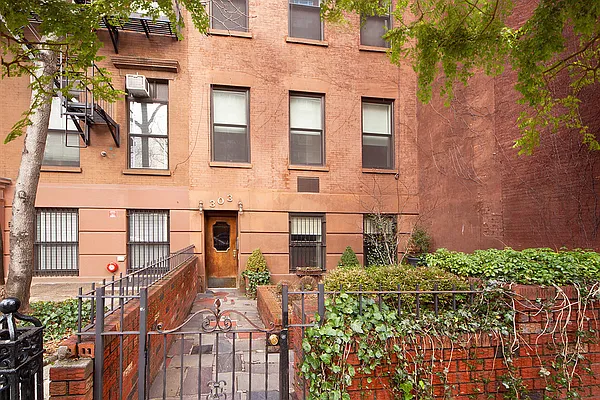 Sold by CORE | media 18