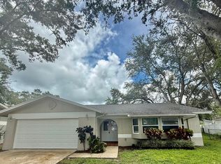 1890 Seton Ct, Clearwater, FL 33763