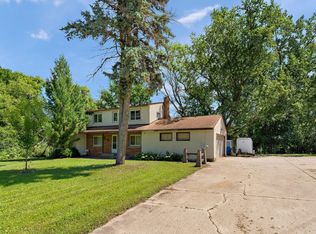 2300 Pagel Rd, Mendota Heights, MN 55120