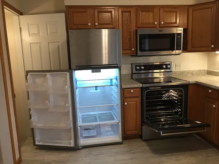 6124 Western Ave — Photo 9