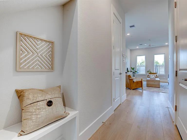 5138 Rosslyn Rd — Photo 27