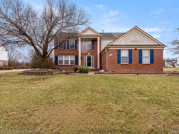3571 Brooklyn Dr, Canton, MI 48188