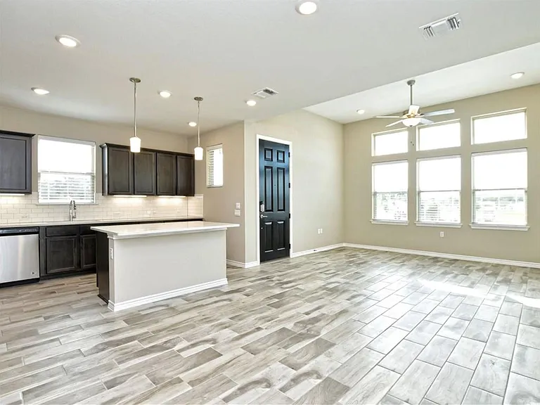 109 Harborside Dr #101 — Photo 14