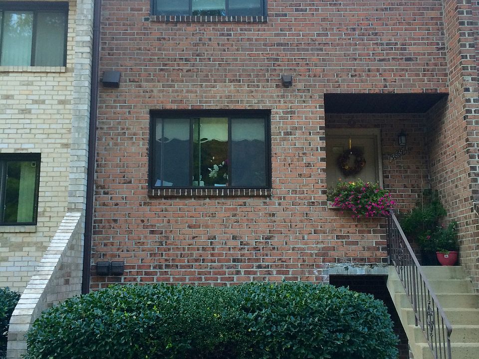 1st image of 3869B Steppes Ct