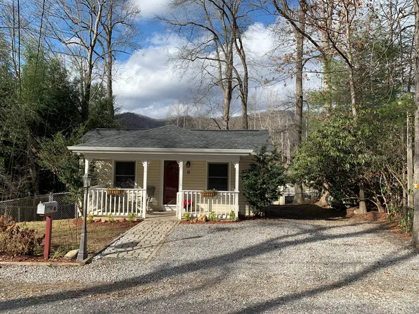 6 Dixon Rd, Black Mountain, NC 28711