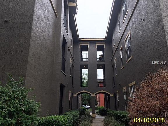 2nd image of 102 Vista Verdi 216 Cir