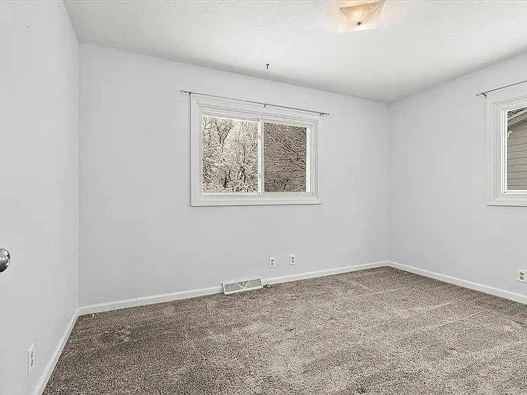 1417 Starview Dr — Photo 11