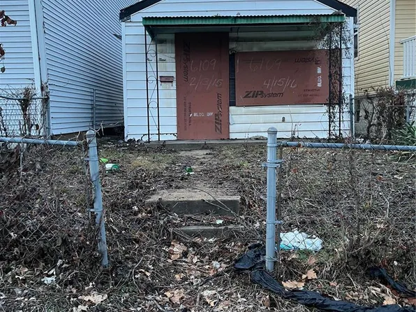 6109 Pennsylvania Ave, Saint Louis, MO 63111