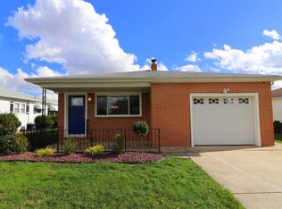 69 Pirogue St, Toms River, NJ 08757