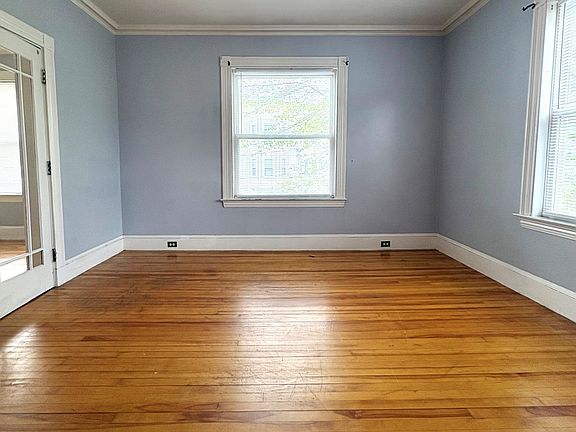 5th image of 75 Whitney St #2