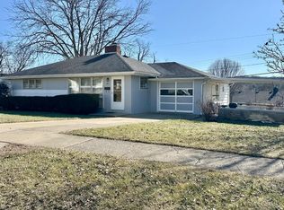 581 Valley View Dr, Hamilton, OH 45013