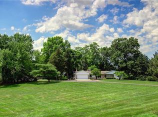 2201 W Dennis Ave, Olathe, KS 66061