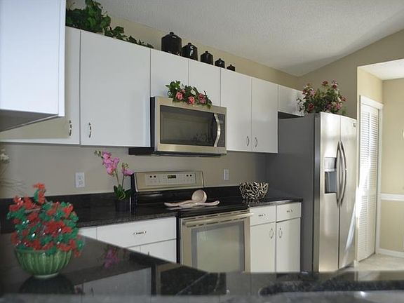 5th image of 3413 Cypress Point Cir
