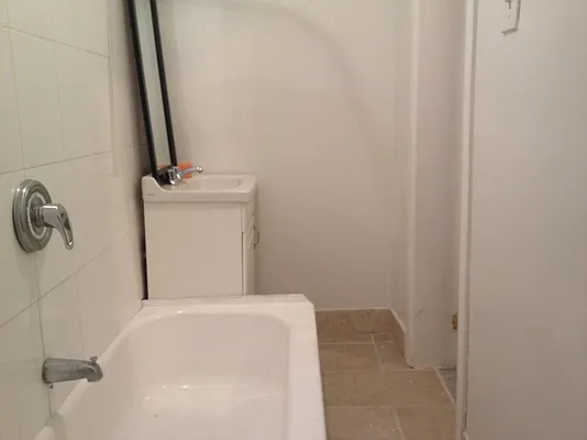 Rented by Bohemia Realty Group | media 16