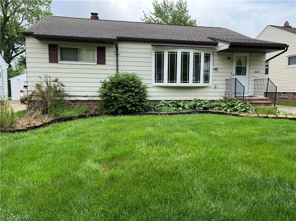 6626 Queens Park Ave, Mayfield Heights, OH 44124