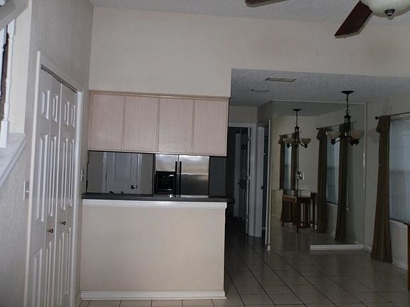4th image of 2502 Nugget Ln #C