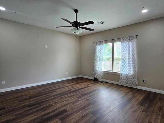 3rd image of 1224 Road 5802