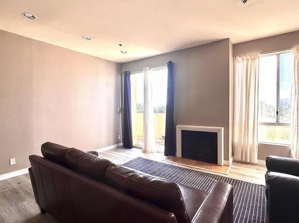 19350 Sherman Way Unit 318, Los Angeles, CA 91335
