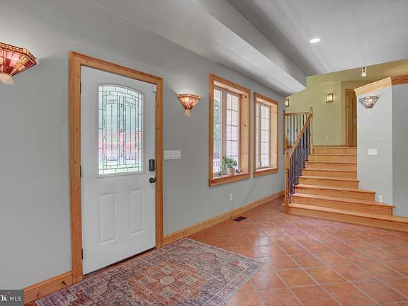 4th image of 19540 Elk Ridge Dr