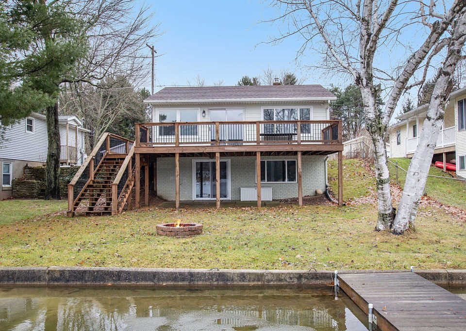 1st image of 8986 Loveless Dr NE