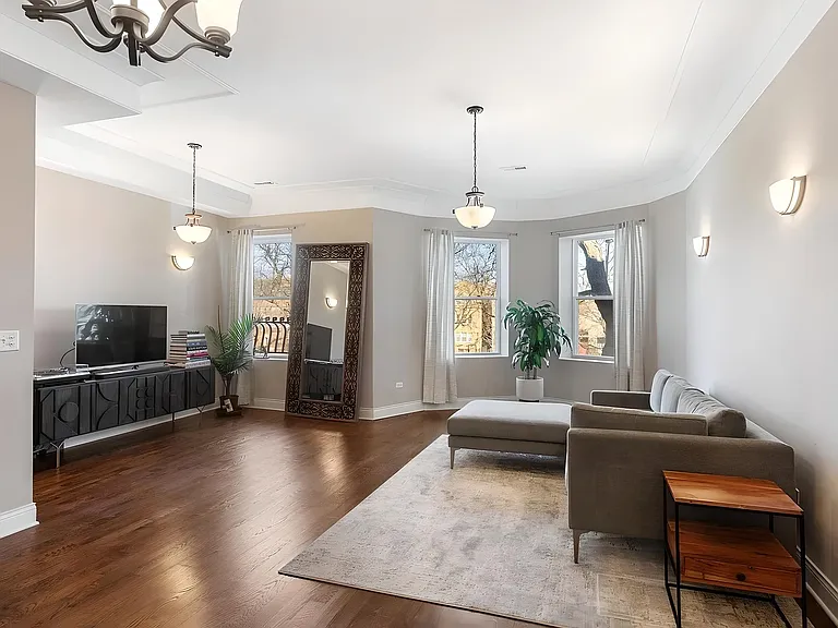 4520 S King Dr #3B — Photo 5