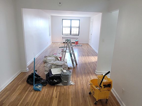 5th image of 150 W End Ave #J5